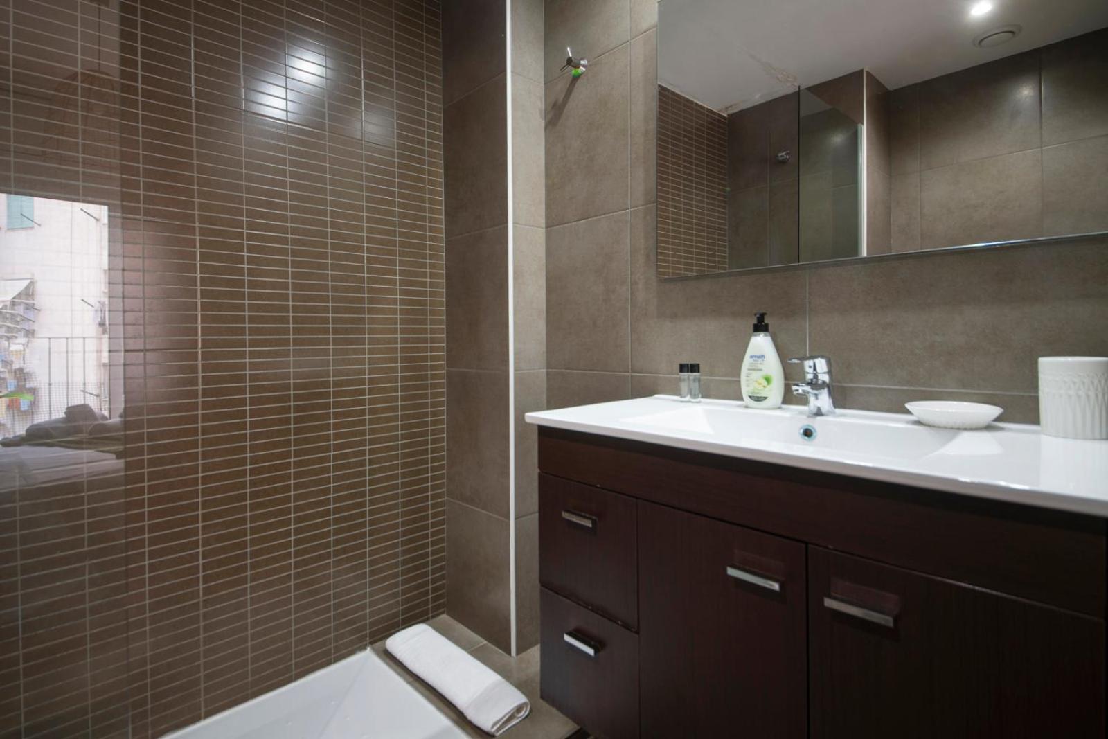 You Stylish Sagrada Familia Apartments Барселона Екстериор снимка